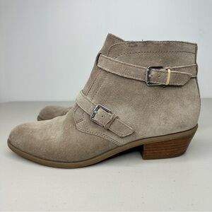 Franco Sarto Rynn Suede Ankle Bootie Size 8.5 M Tan Taupe Zip Cowboy Buckle Boot
